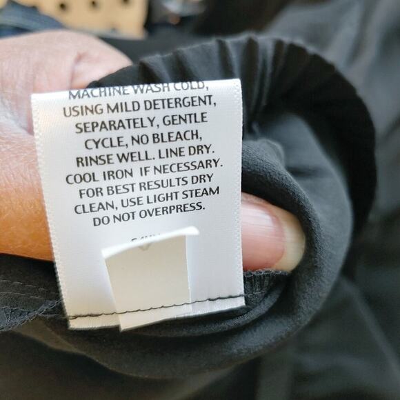 Eileen Fisher Black Silk Crepe de Chine Zip Front Jacket Sz M - Picture 11 of 11